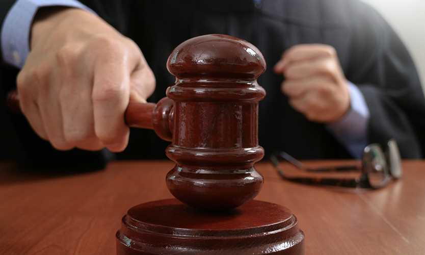 Court judgment refuses to bar Municipal Manager Ngoqo from his position.